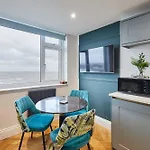 Host And - The Seaview Lookout Appartement Scarborough