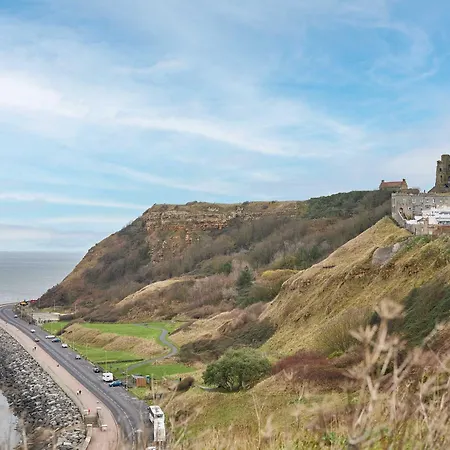 Host And - The Seaview Lookout Scarborough