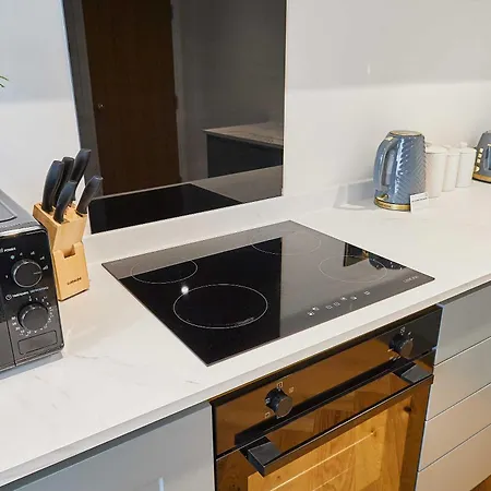 Host And - The Seaview Lookout Apartament Scarborough