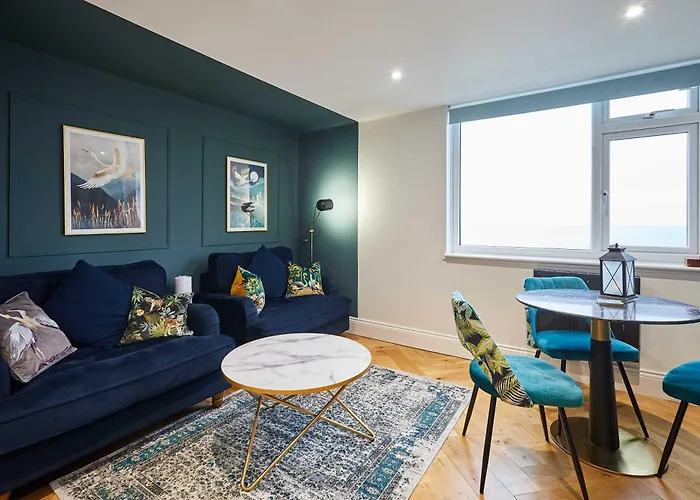 Host And - The Seaview Lookout